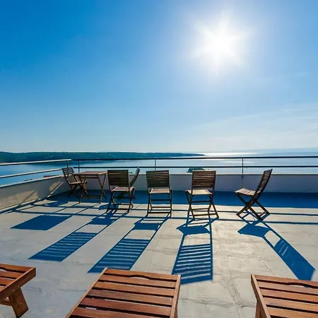 Gonar 300 Rab Supetarska Draga