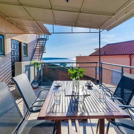 Apartment Gonar 300 Rab *