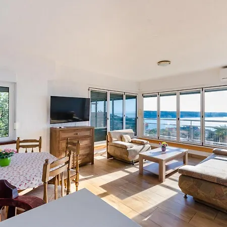 Gonar 300 Rab Apartamento