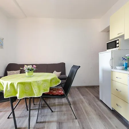 Gonar 300 Rab Apartment Supetarska Draga