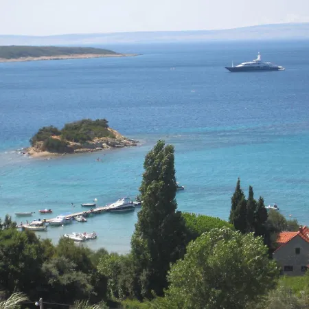 Apartment Gonar 300 Rab Supetarska Draga