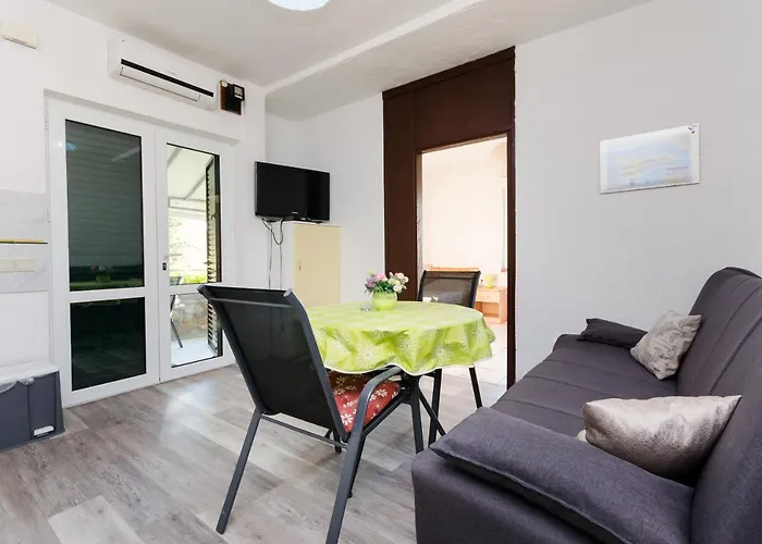 Gonar 300 Rab Apartamento *